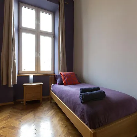 Spacious And Comfortable Flat In Apartment