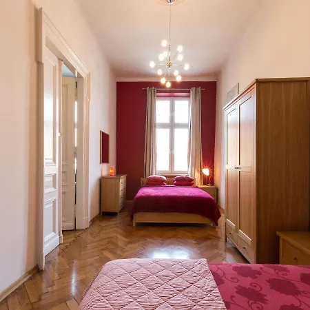 Apartment Spacious And Comfortable Flat In Krakow